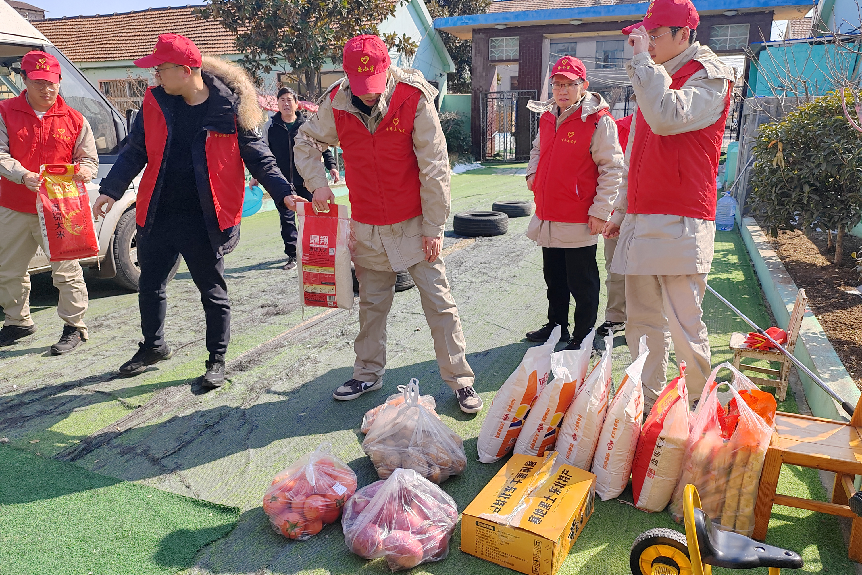 1709621304272016888.jpg 黃島發電公司 學習雷鋒 (1).jpg