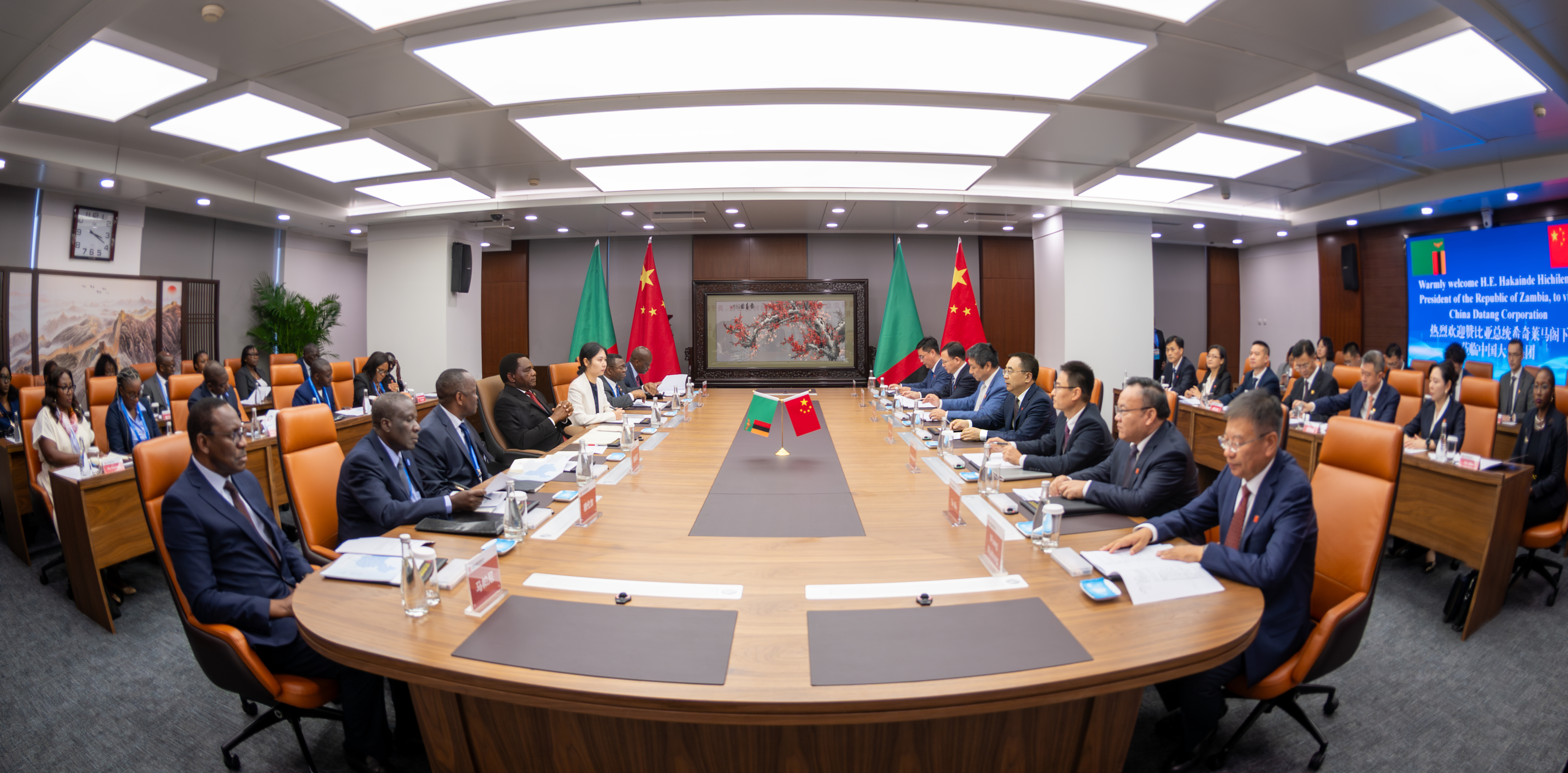 1725784967383089447.jpg 1725784967383089447.jpg